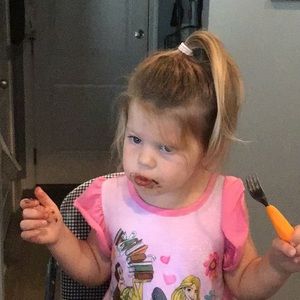 Meet your Posher, Avery